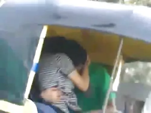 जेस्टी बस्टी गोरो मि ...